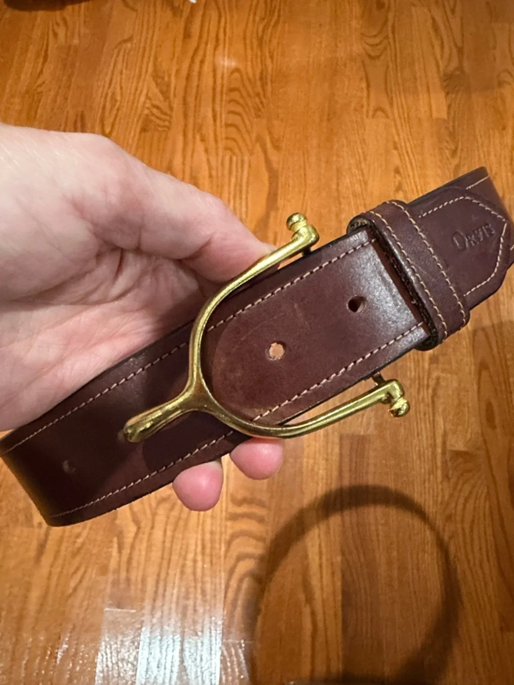 Orvis Brown English Bridle Leather Belt with Brass Spur Buckle
